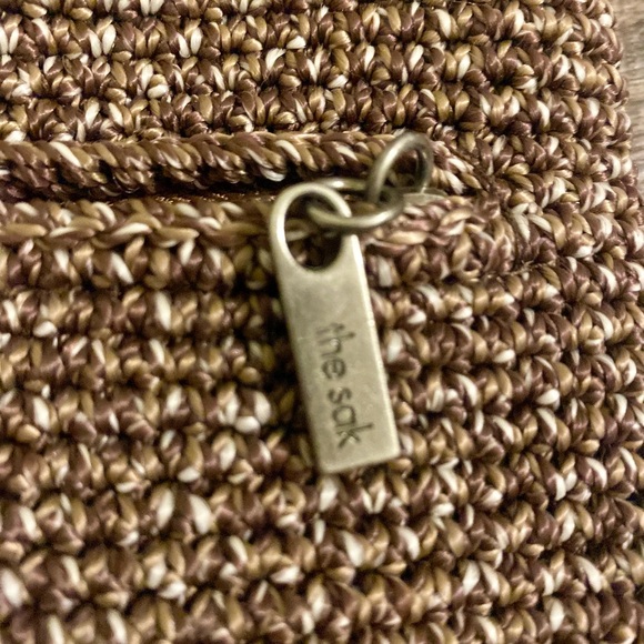 THE SAK Classic Crochet Small Crossbody Bag Purse. 7x9 - Picture 9 of 10